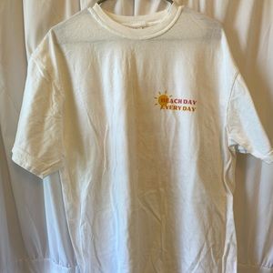 Over sized white tee